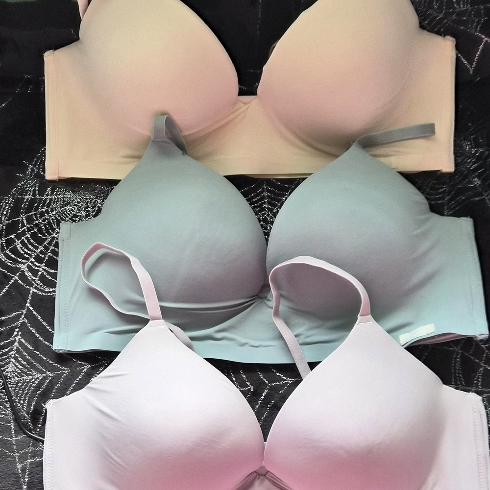 Kensie Neutral Beige, Seafoam Green, and Light Pink Seamless Bras (3-Pack)